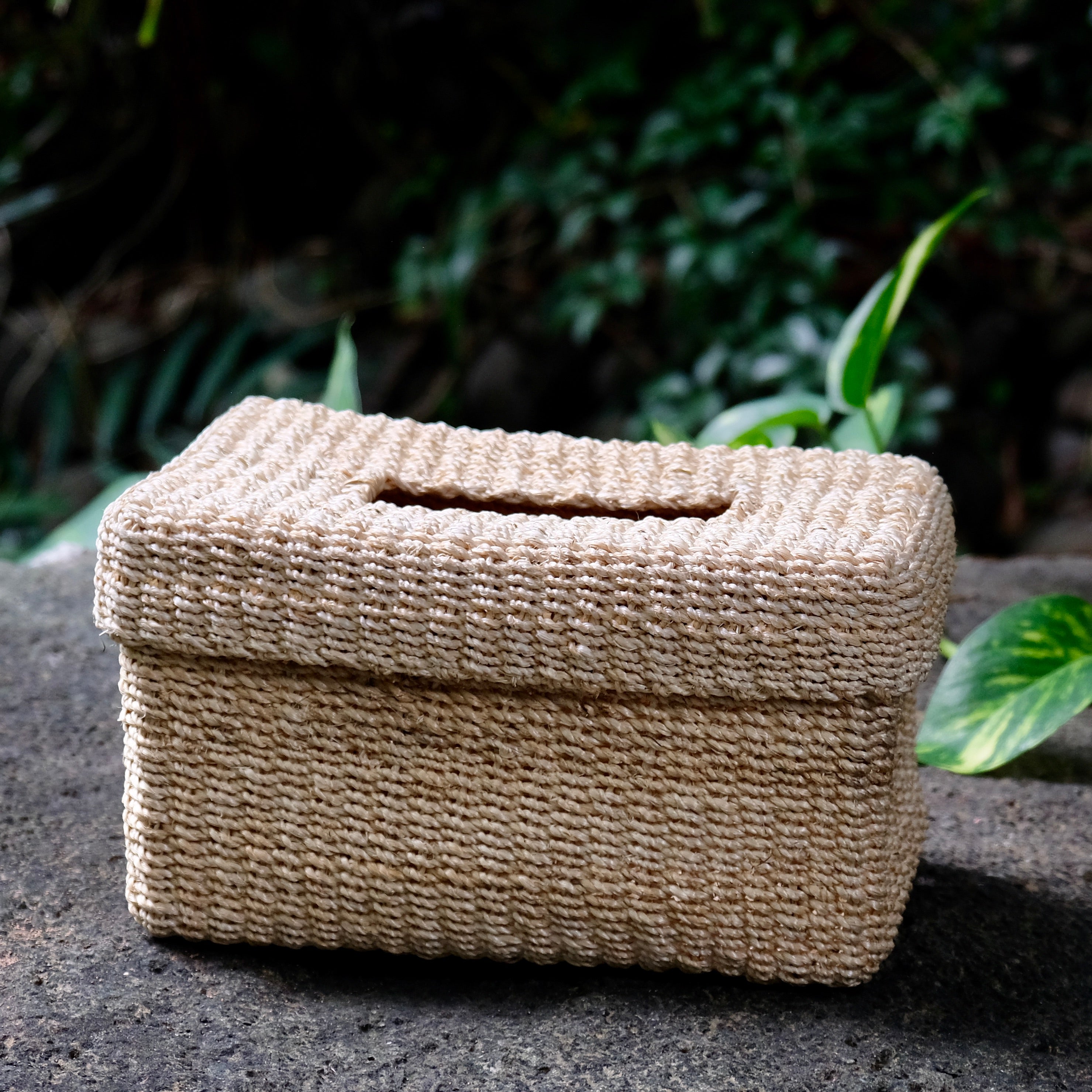 ABACA TISSUE BOX