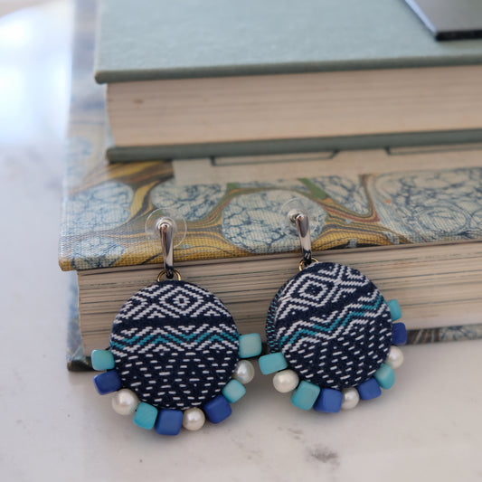 CIRCULO PAROL EARRINGS IN BLUE CORDILLERA